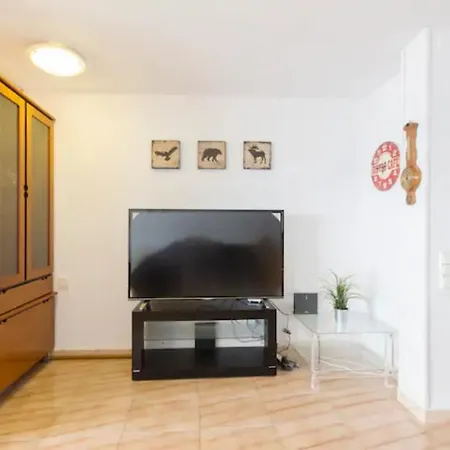 With Fantastic Seaview Апартаменты *